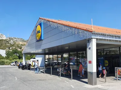 Lidl Supermarket
