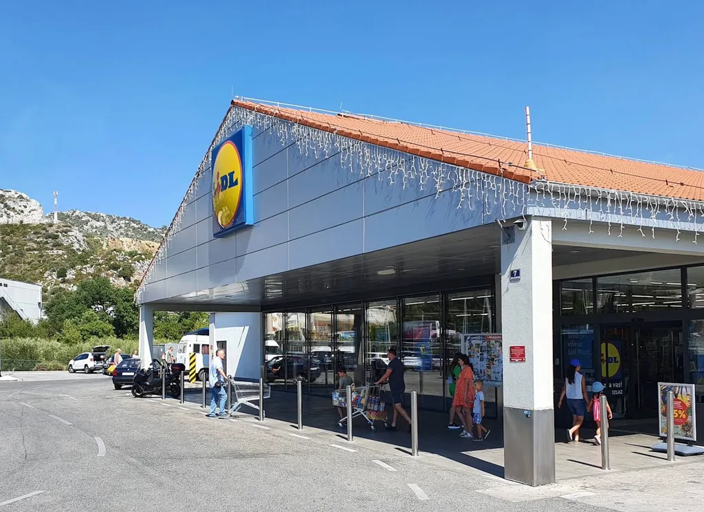 Lidl Supermarket